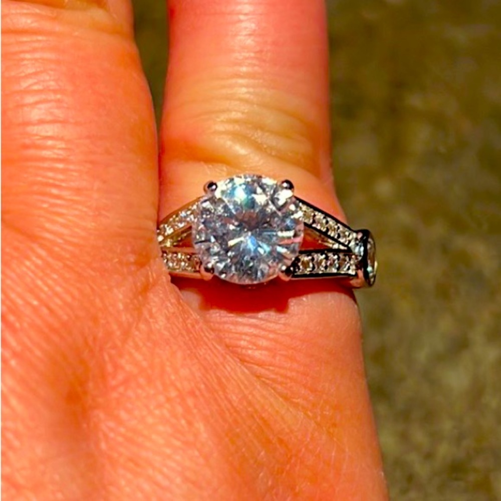 4.5 CT TW Cubic Zirconia CZ Palladium Dipped Engagement Wedding Right Hand Ring